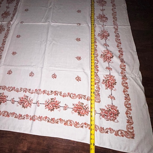 Vintage Tablecloth floral 72”x56” - Picture 2 of 3
